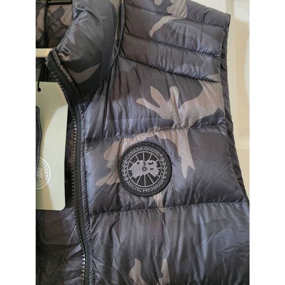 Canada Goose Black Disc Crofton Vest Black Classic Camo M NWT - Picture 6 of 10